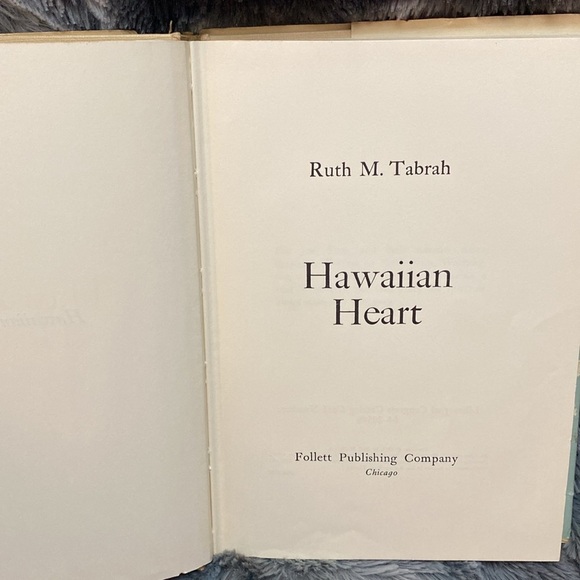 Hawaiian Heart, by Ruth Tabrah, by Follett - Picture 8 of 16
